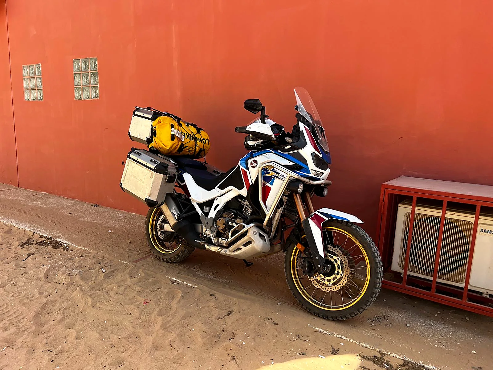 Wyprawowa Honda Africa Twin DCT